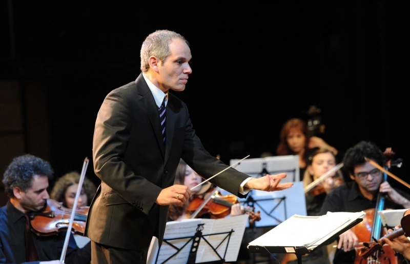 filarmonica-brasov-ne-invita-joi-la-un-concert-simfonic-extraordinar