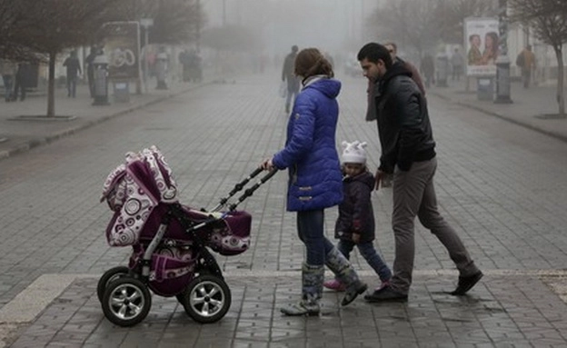 ghimbasenii-au-inceput-sa-solicite-banii-pentru-prima-casatorie-si-copiii-nounascuti