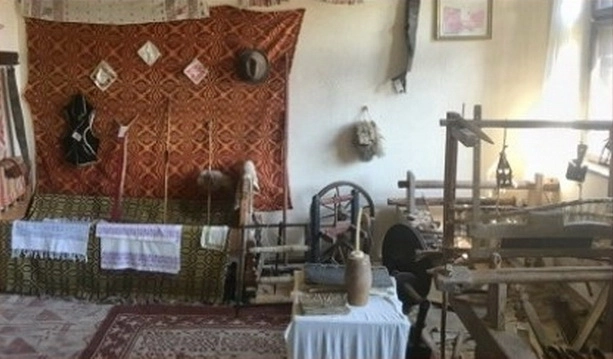 hora-satului-duminica-la-sirnea