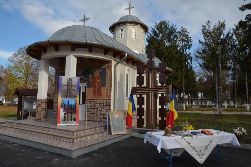 in-curtea-jandarmeriei-brasov-a-fost-inaugurat-un-nou-monument-coloana-cerului