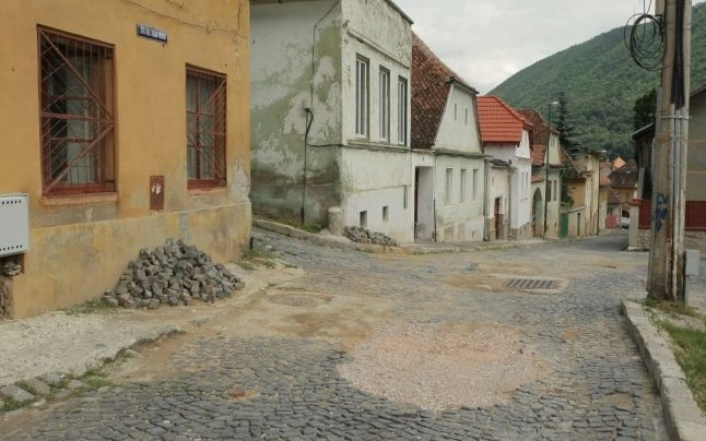 in-schei-mai-pot-intra-doar-utilajele-de-maxim-16-tone