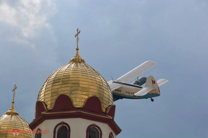 in-weekend-au-loc-zilele-orasului-ghimbav-si-festivalul-aviatic-2017