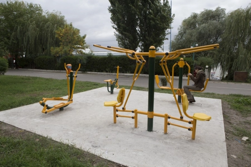 inca-6-sali-de-fitness-in-aer-liber-