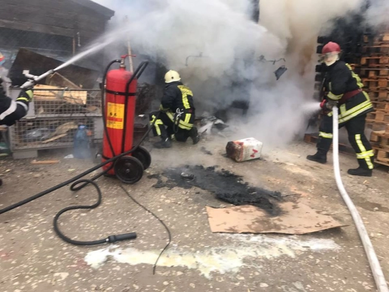 incendiu-intro-hala-din-triaj