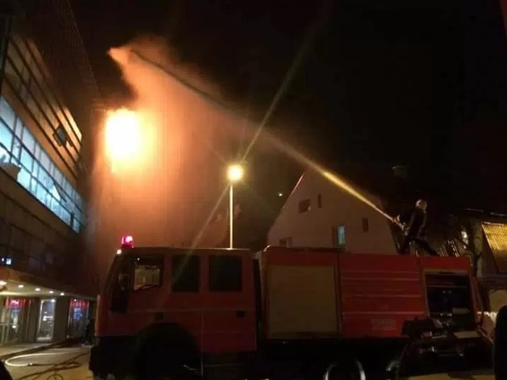 incendiu-la-sediul-digi-din-centrul-civic