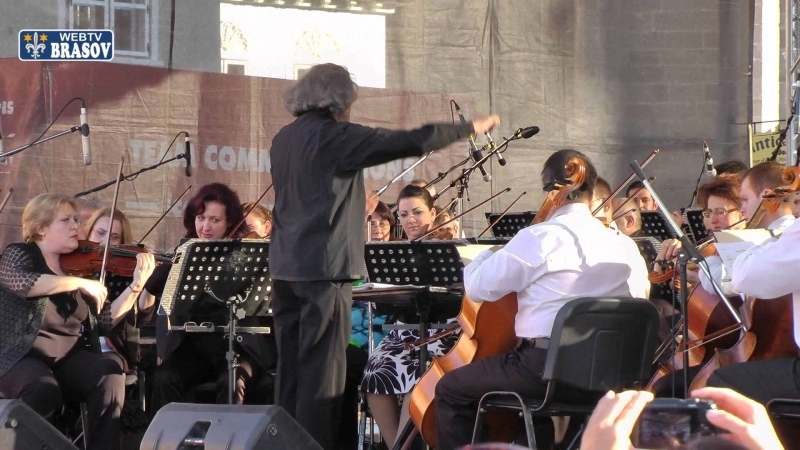 invitatie-la-vals-vineri-in-piata-sfatului