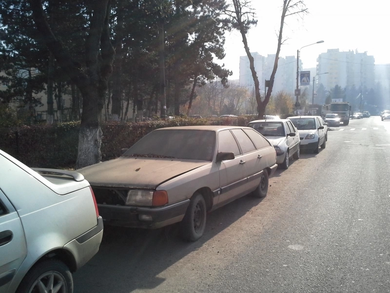 masinile-abandonate-vor-fi-ridicate