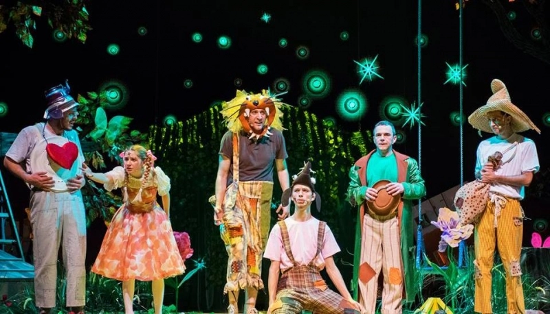 micuta-dorothy-in-deschiderea-stagiunii-de-opera-pentru-copii-