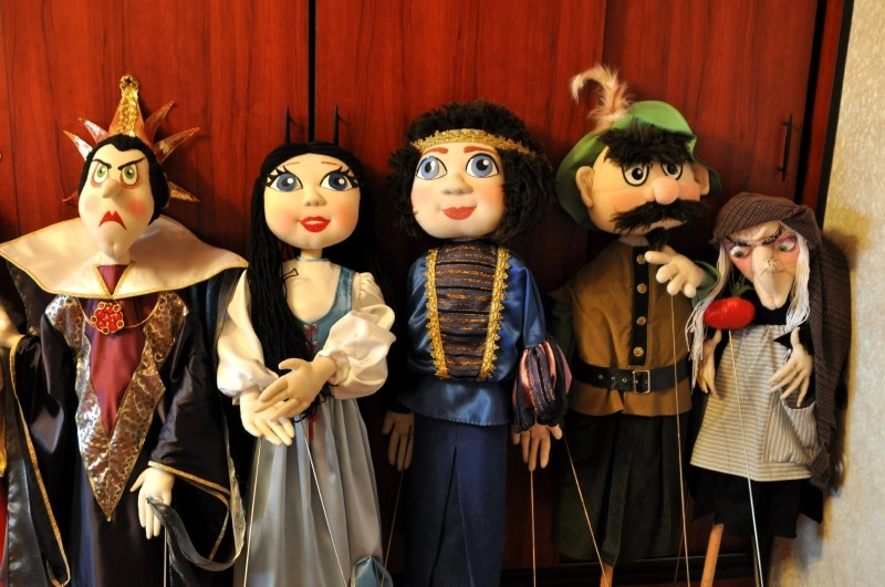 o-saptamana-cu-ateliere-pentru-copii-la-teatrul-arlechino