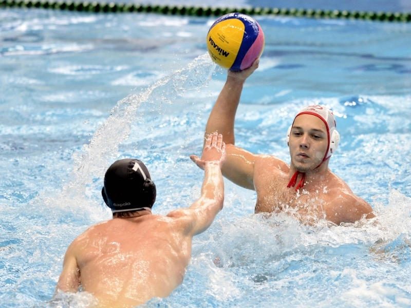 o-victorie-si-o-infrangere-pentru-poloisti-la-bucuresti