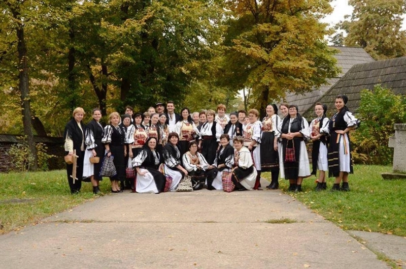 obiceiurile-femeilor-din-avrig-prezentate-la-muzeul-de-etnografie-duminica-