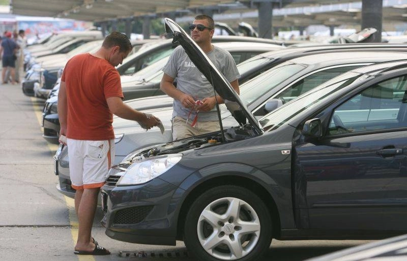 peste-250000-de-autoturisme-second-hand-inmatriculate-in-romania-in-2017