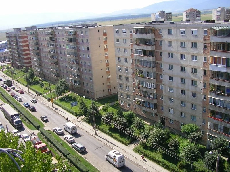 peste-900-de-locuinte-livrate-in-primul-semestru