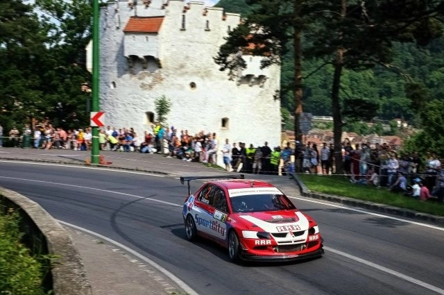 raliul-brasovului-pregateste-surprize-pentru-fanii-automobilismului
