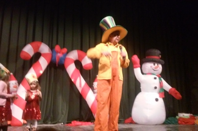 sau-reluat-spectacolele-pentru-copii-pe-scena-teatrului-sica-alexandrescu-din-brasov