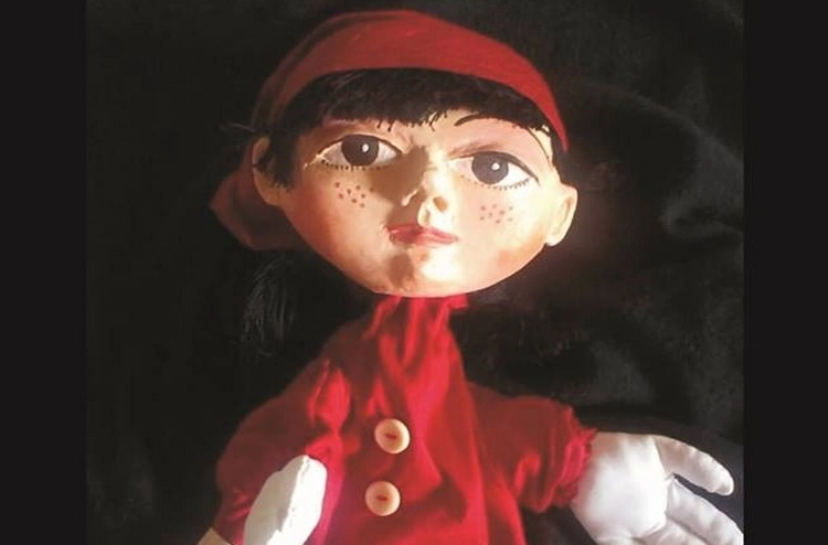 scufita-rosie-teatru-de-papusi-pentru-intreaga-familie