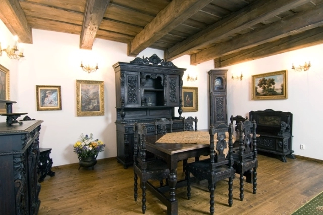 se-inchide-muzeul-de-la-bran