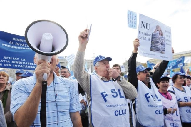 sindicalistii-din-educatie-ameninta-cu-proteste