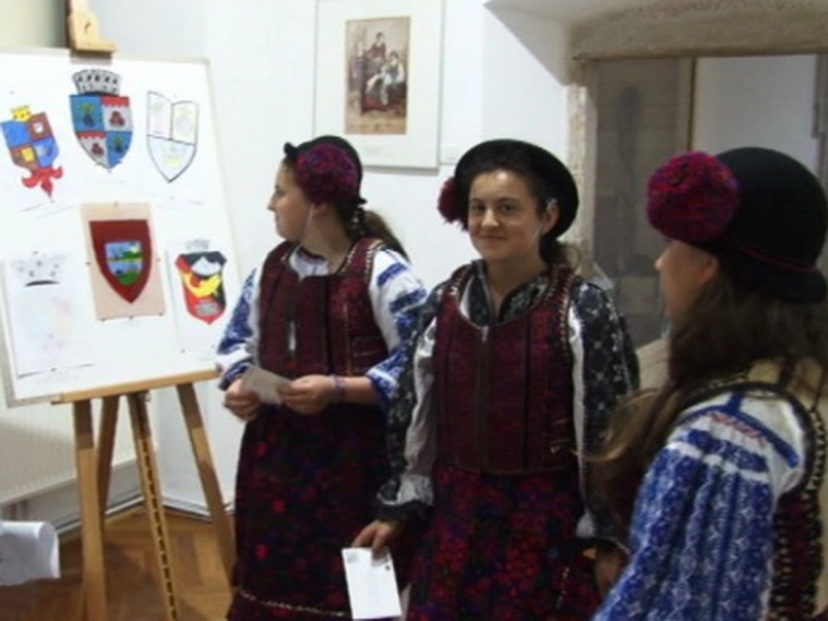 stemele-localitatilor-brasovului-in-expozitie-la-muzeul-judetean-de-istorie