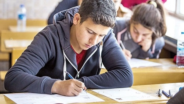 tel-verde-pentru-reclamatii-la-examenele-nationale-