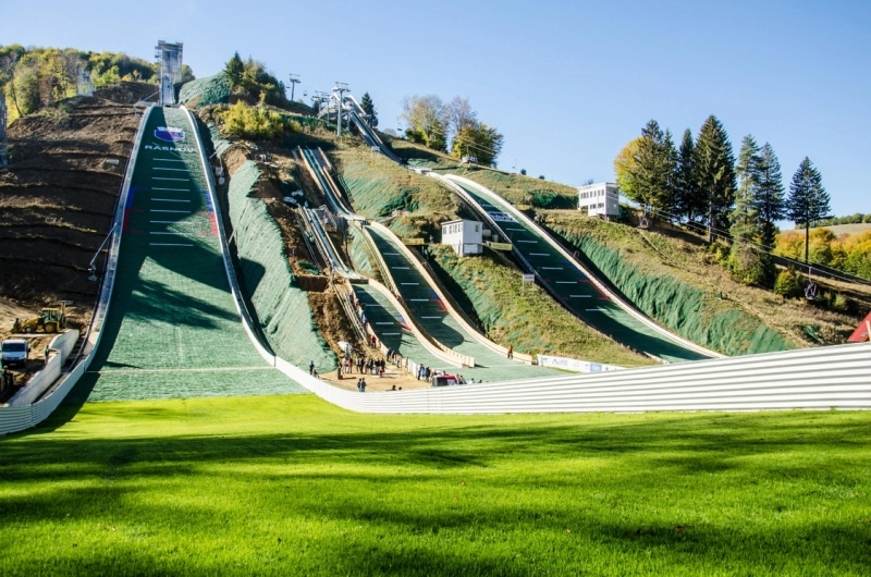 transport-gratuit-pana-la-trambulinele-de-pe-valea-carbunarii-