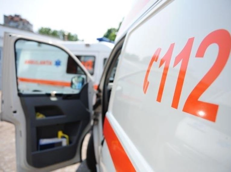 trei-tineri-raniti-intrun-accident