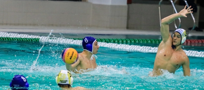 victorii-fara-probleme-in-bazinul-olimpic