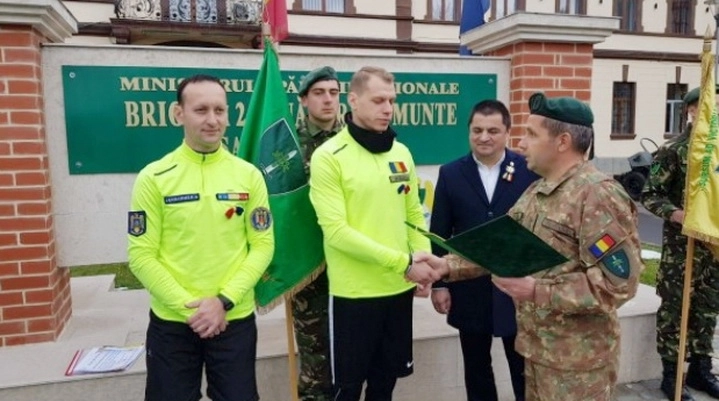 500-de-km-in-14-zile-cei-doi-militari-din-galati-ajung-miercuri-la-fagaras-in-drumul-lor-catre-alba-iulia