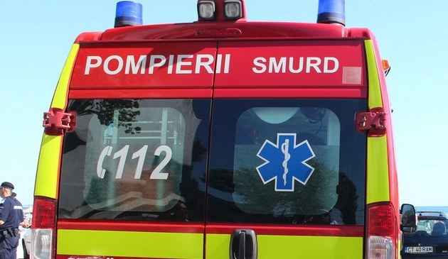 a-amenintat-ca-se-arunca-de-pe-stalp-si-a-ajuns-la-psihiatrie