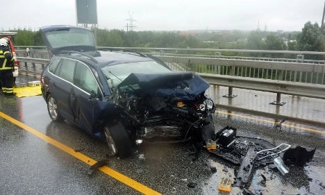 a-murit-lovit-de-o-masina-pe-dn-13