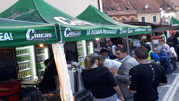 amenzi-pentru-comerciantii-care-vand-produse-in-incinta-arenei-cerbului-de-aur