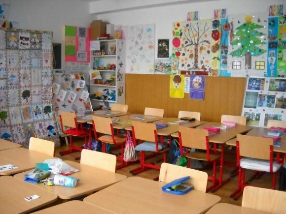aproape-900-de-parinti-siau-inscris-deja-copiii-in-clasele-pregatitoare