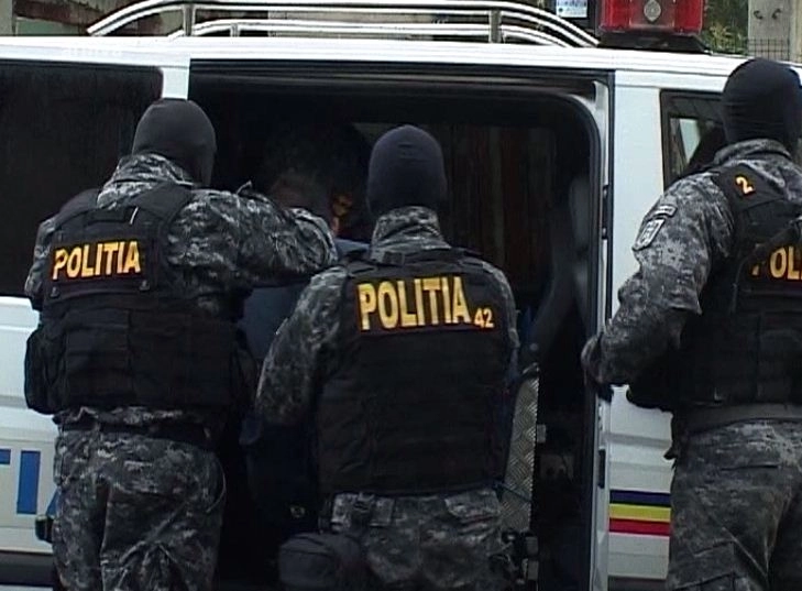 arest-preventiv-pentru-cei-5-proxeneti