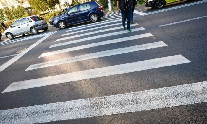 atentie-la-trecerile-de-pietoni