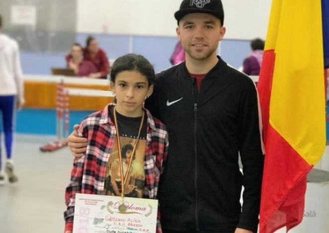 atleta-brasoveana-alisia-salceanu-a-cucerit-medalia-de-aur-la-cupa-incepatorului
