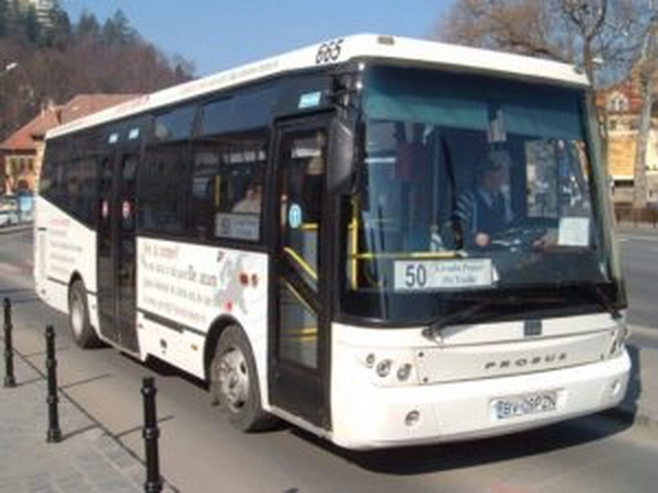 autobuzele-de-pe-liniile-50-51-si-52-circula-pe-traseu-deviat-luni-si-marti-seara