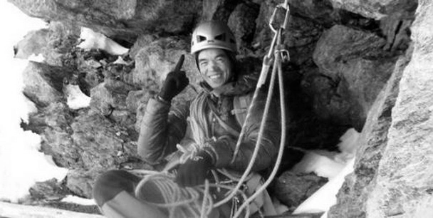 barbatul-care-sa-inecat-in-lacul-de-la-codlea-era-instructor-de-alpinism-si-ghid-montan