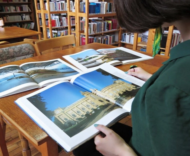 biblioteca-din-victoria-va-fi-transformata-in-centru-de-informare-pentru-tineri