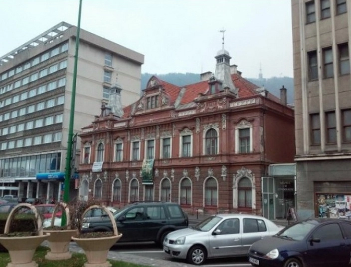 biserica-evanghelica-va-repara-imobilul-in-care-functioneaza-muzeul-de-arta