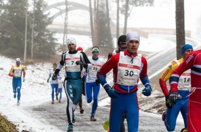 campionatele-mondiale-de-triatlon-pe-zapada-la-cheile-gradistei