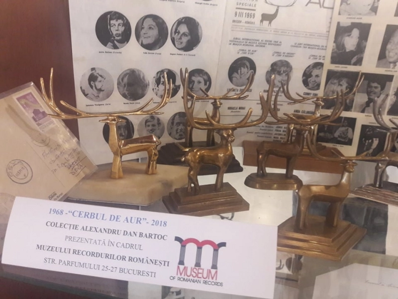 colectionarul-alexandru-dan-bartoc-a-expus-50-de-mascote-ale-cerbului-de-aur