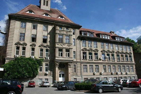 conditii-hoteliere-la-standarde-europene-in-maternitatea-brasov