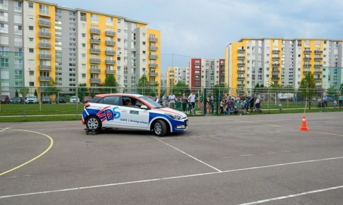 conduci-defensiv-salvezi-vieti-campanie-de-preventie-la-volan