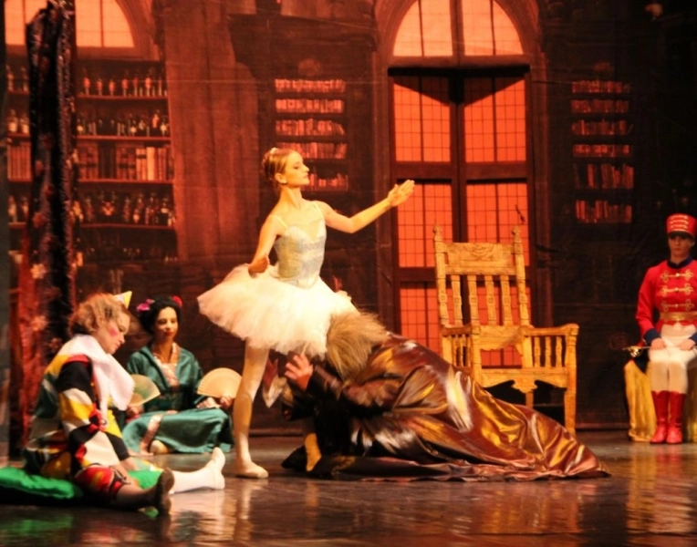 copiii-angajatilor-operei-concerteaza-de-1-iunie