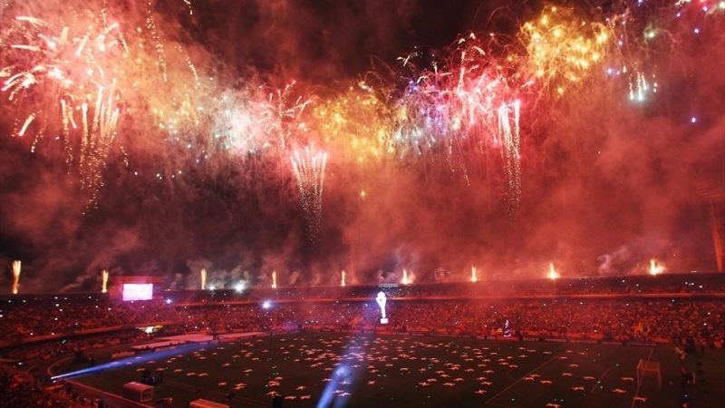 cum-sunt-create-artificiile-in-culorile-tarilor-de-la-campionatul-mondial-de-fotbal