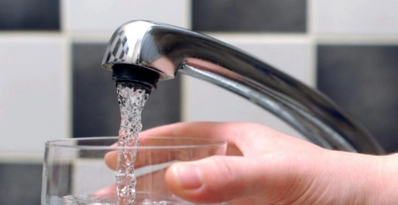 de-la-1-ianuarie-2019-scade-pretul-apei-la-brasov