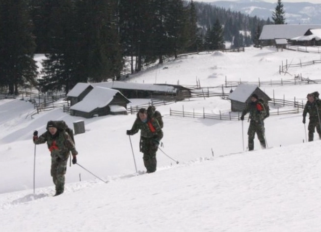 exercitiu-tactic-al-vanatorilor-de-munte-brasoveni-in-zona-diham