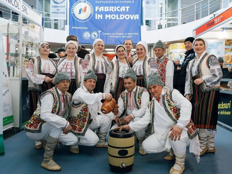 expozitie-a-producatorilor-din-republica-moldova-la-brasov