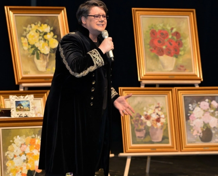 expozitie-de-pictura-a-lui-fuego-la-brasov-pentru-ai-ajuta-pe-tinerii-artisti