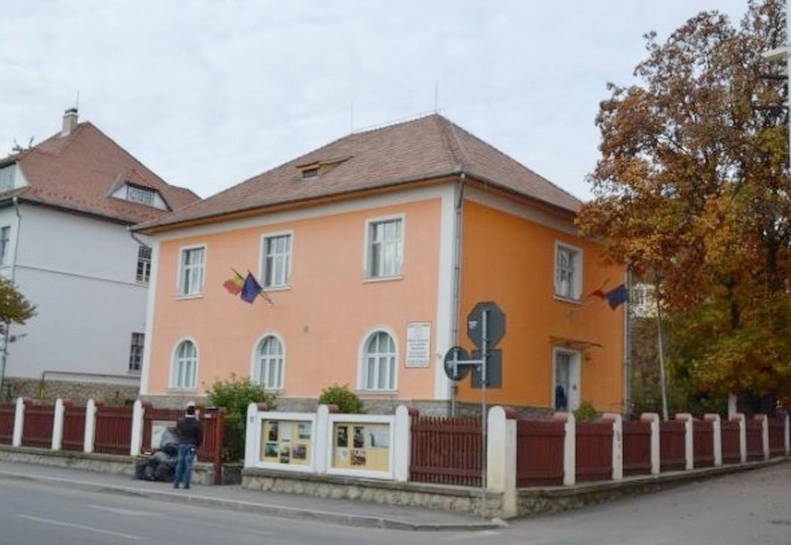 expozitie-fotodocumentara-la-intorsura-buzaului-dedicata-garzilor-nationale